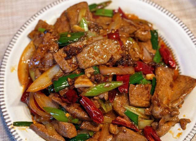 最补血的不是红枣，而是这6样食物，隔天吃1次，脸色红润精力充沛