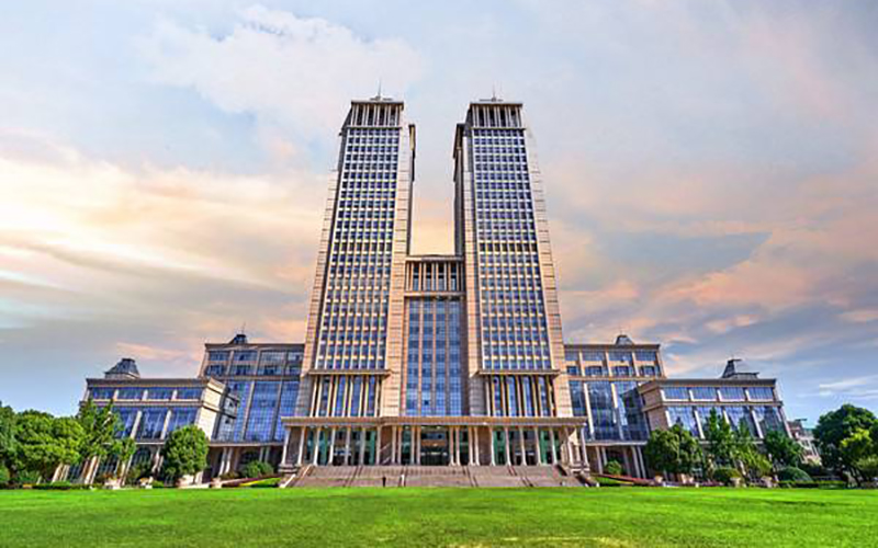 复旦大学