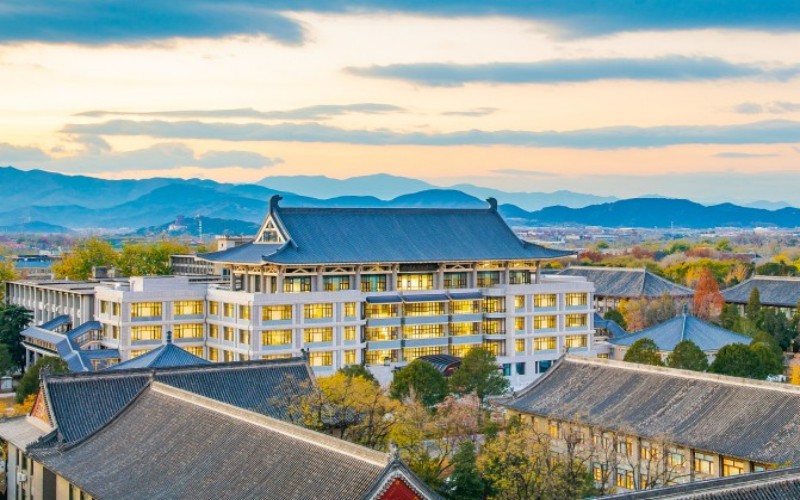 北京大学